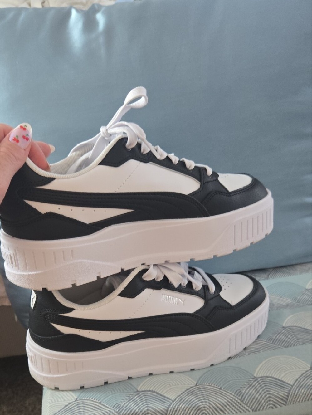 Puma Women's Black and White Platform Sneakers - Picture 5 of 5